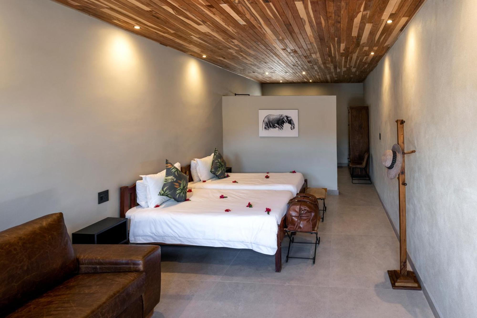 Chobe River Lodge Kasane Extérieur photo